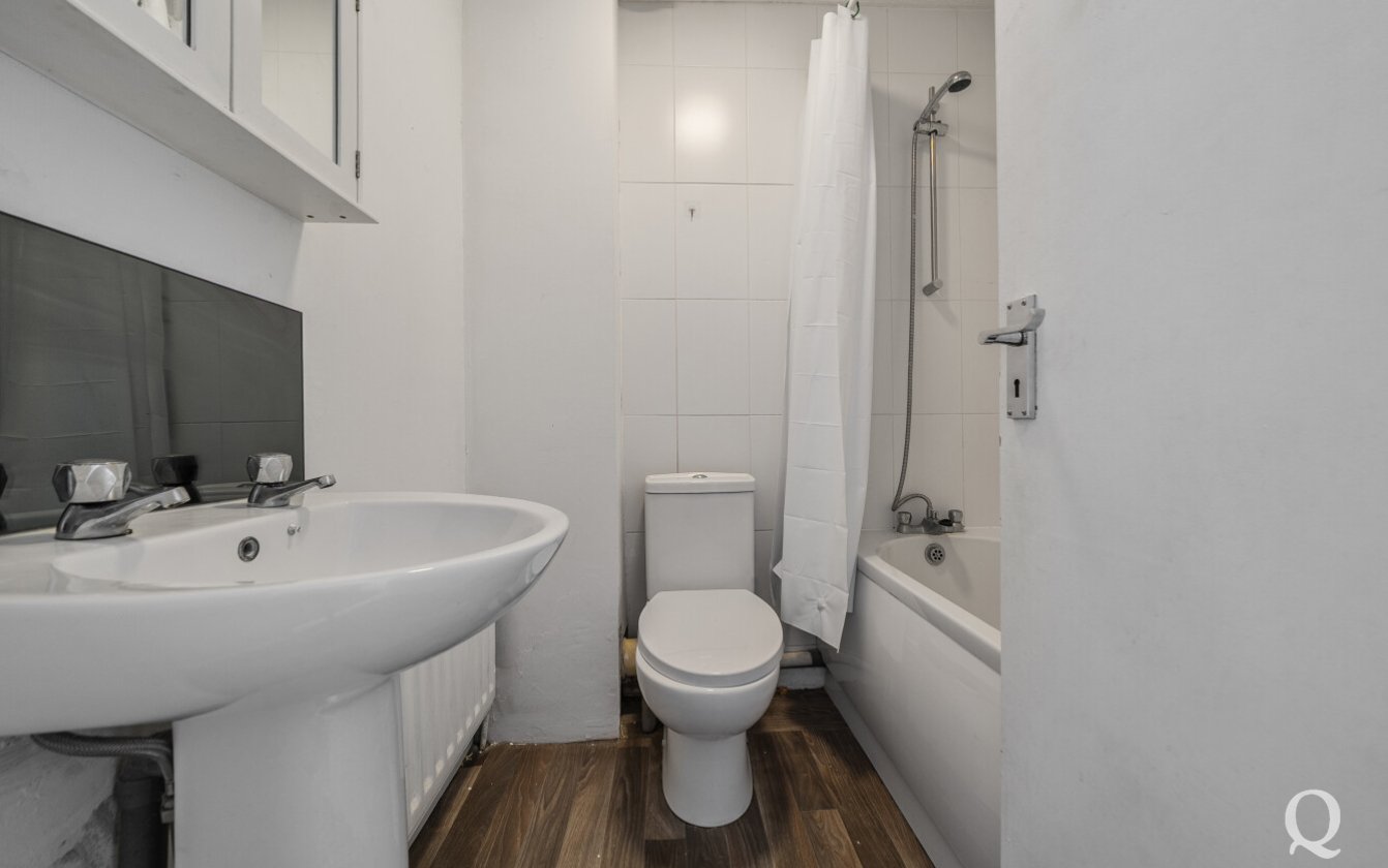 St. James Close, Warden, Sheerness, Kent, ME12, 10632, image-5 - Quealy & Co