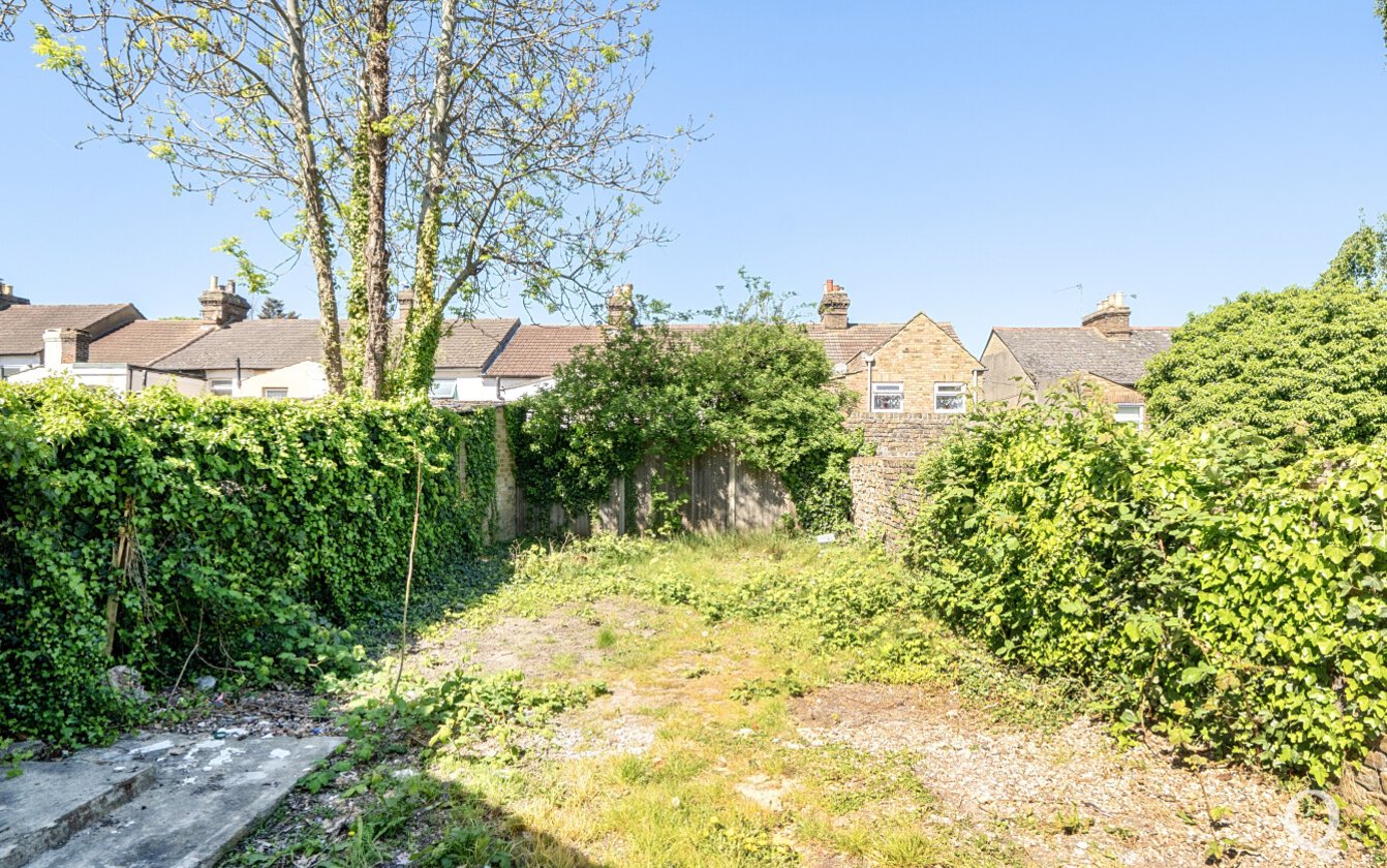 Park Road, Sittingbourne, Kent, ME10, 10643, image-8 - Quealy & Co