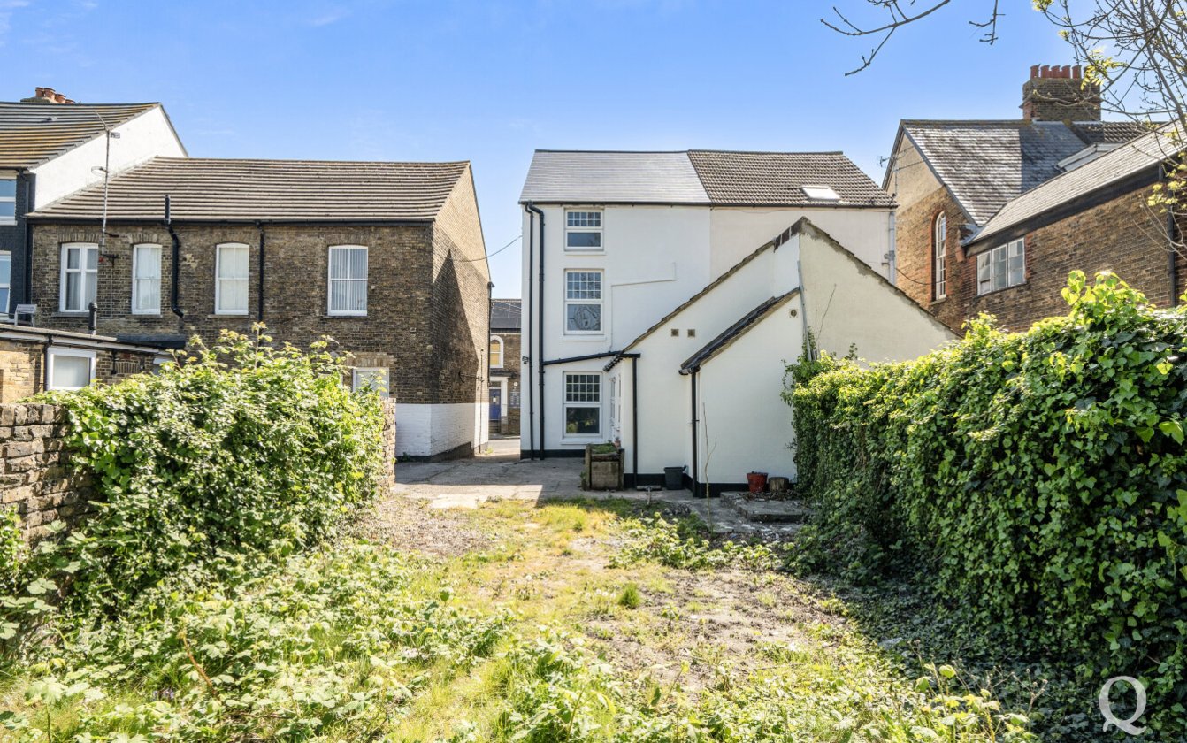 Park Road, Sittingbourne, Kent, ME10, 10643, image-12 - Quealy & Co