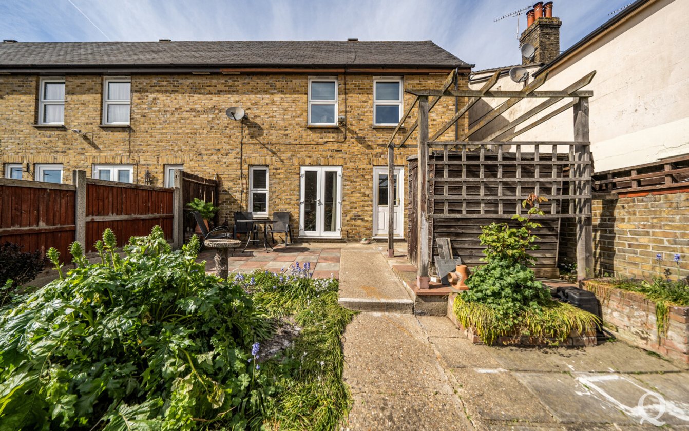 Crown Road, Sittingbourne, Kent, ME10, 10728, image-8 - Quealy & Co