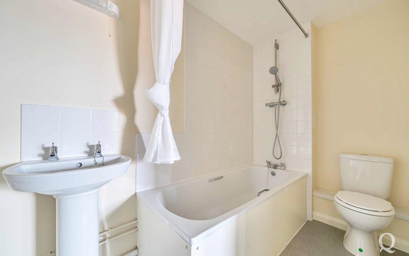 Hythe Road, Milton Regis, Sittingbourne, Kent, ME10, 10819, image-7 - Quealy & Co