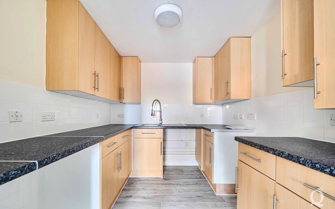 Hythe Road, Milton Regis, Sittingbourne, Kent, ME10, 10819, image-18 - Quealy & Co