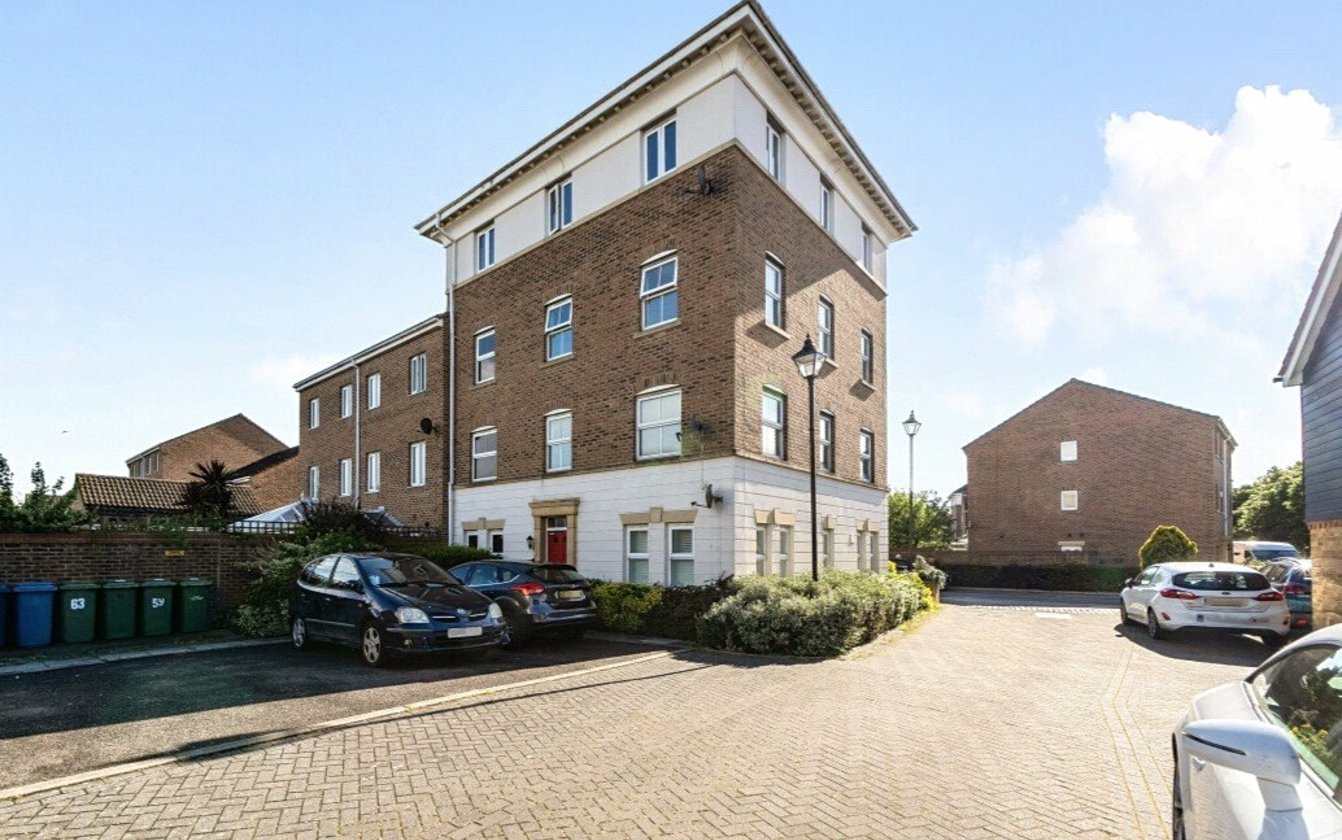 Amethyst Drive, Sittingbourne, Kent, ME10, 10834, image-1 - Quealy & Co