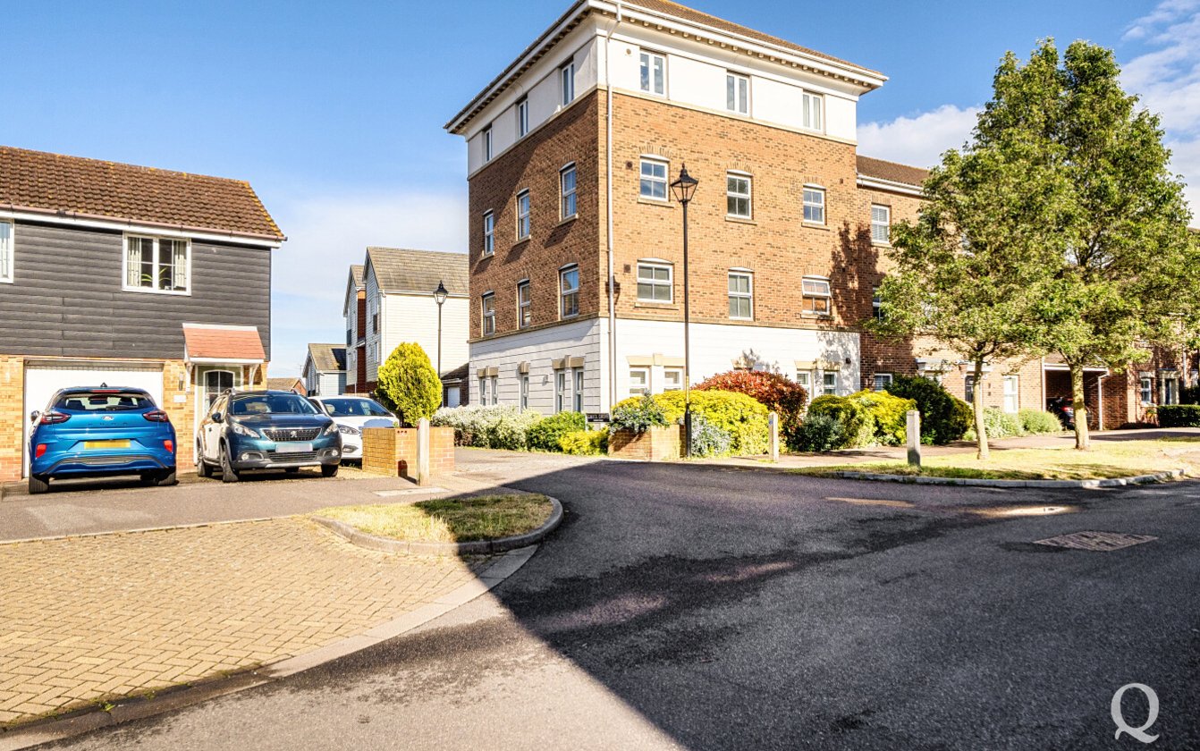 Amethyst Drive, Sittingbourne, Kent, ME10, 10834, image-12 - Quealy & Co
