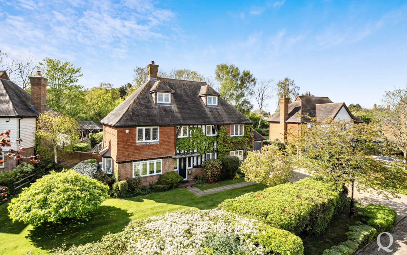 Brownings Orchard, Rodmersham, Sittingbourne, Kent, ME9, 10836, image-1 - Quealy & Co
