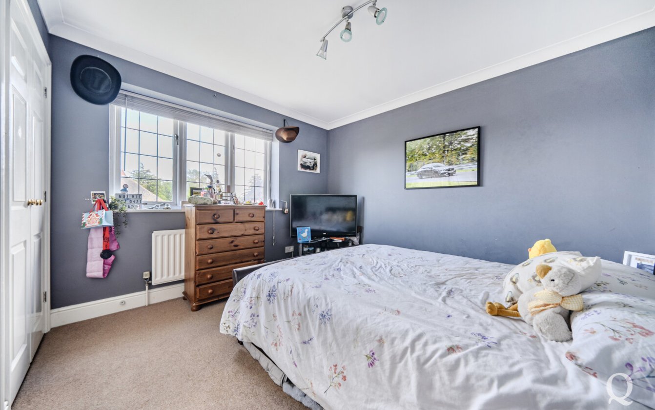 Brownings Orchard, Rodmersham, Sittingbourne, Kent, ME9, 10836, image-16 - Quealy & Co