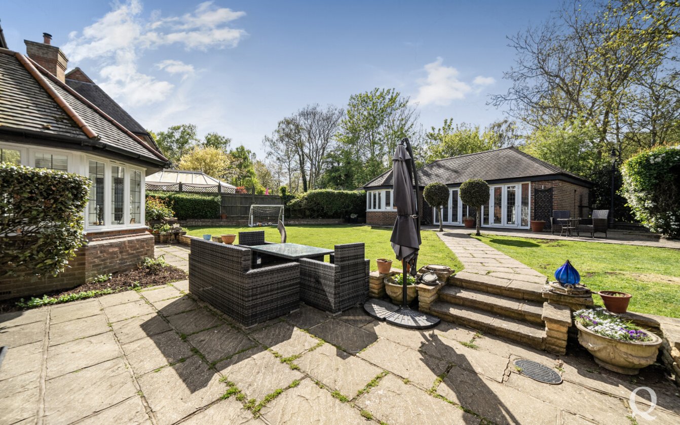 Brownings Orchard, Rodmersham, Sittingbourne, Kent, ME9, 10836, image-2 - Quealy & Co