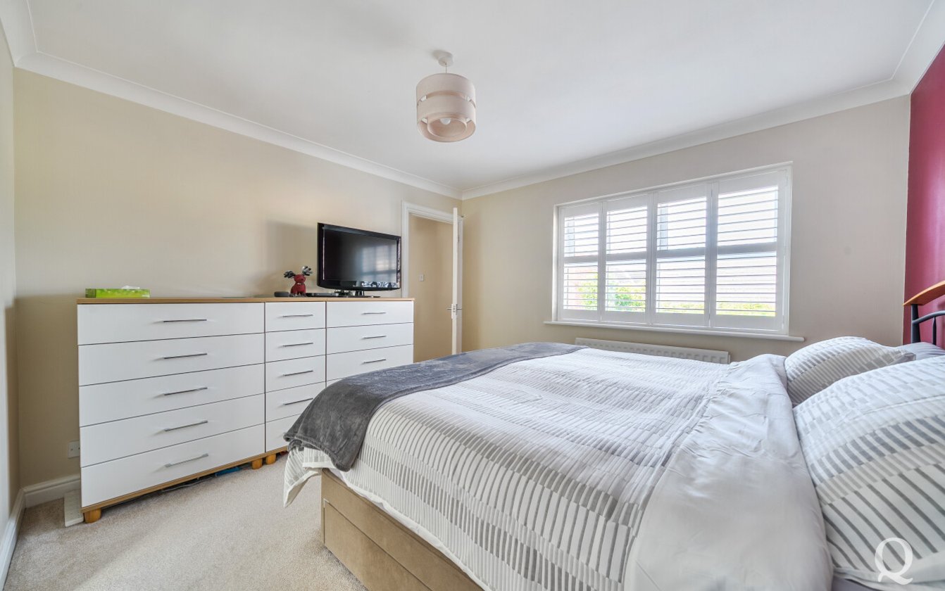 Eleanor Drive, Milton Regis, Sittingbourne, Kent, ME10, 10854, image-10 - Quealy & Co