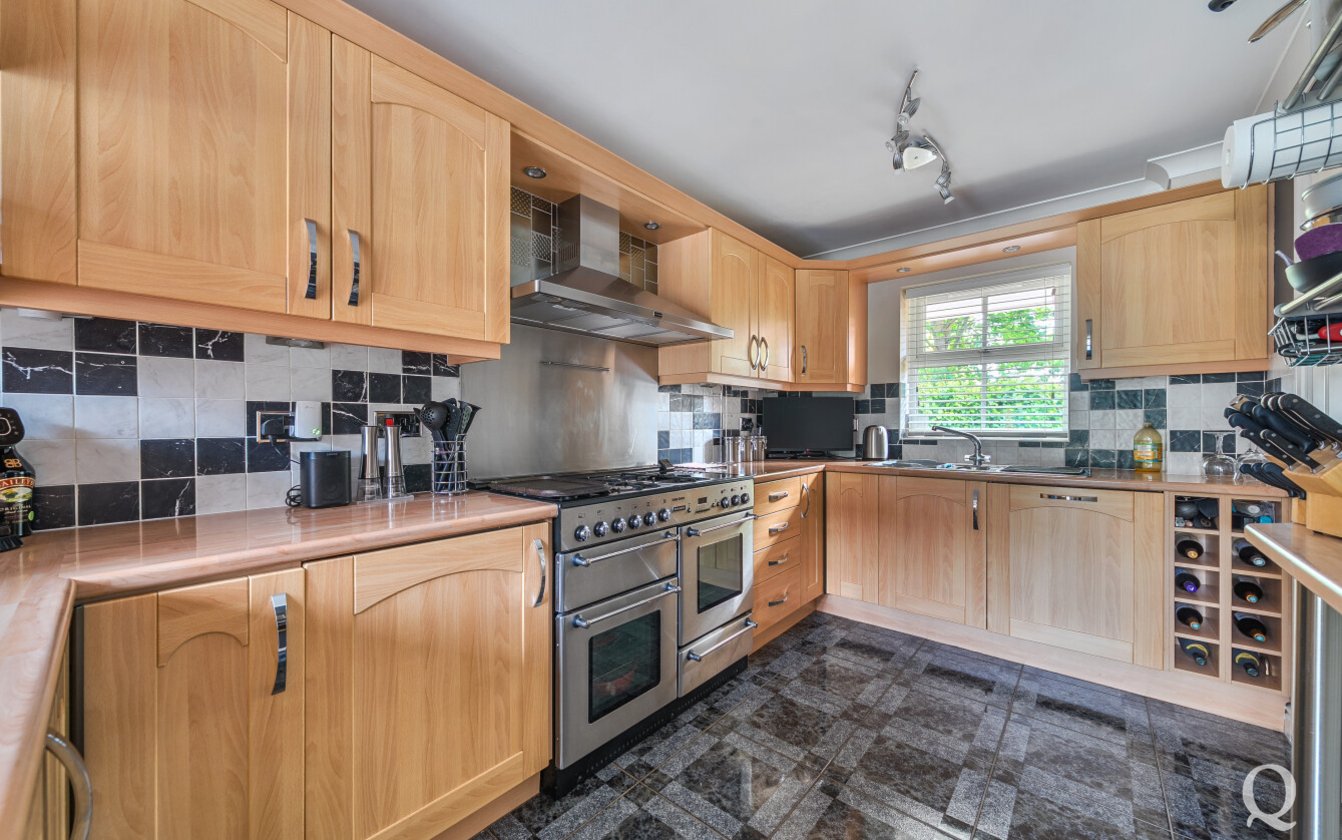 Eleanor Drive, Milton Regis, Sittingbourne, Kent, ME10, 10854, image-4 - Quealy & Co