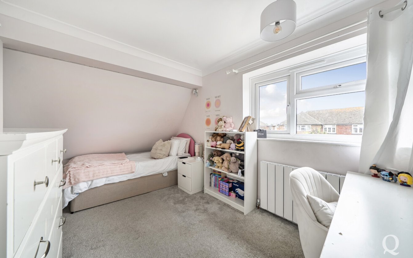 Ashtead Drive, Bapchild, Sittingbourne, Kent, ME9, 10863, image-14 - Quealy & Co