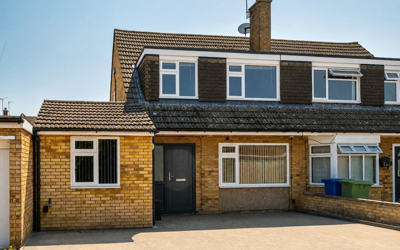 Cryalls Lane, Sittingbourne, Kent, ME10, 10930, image-1 - Quealy & Co