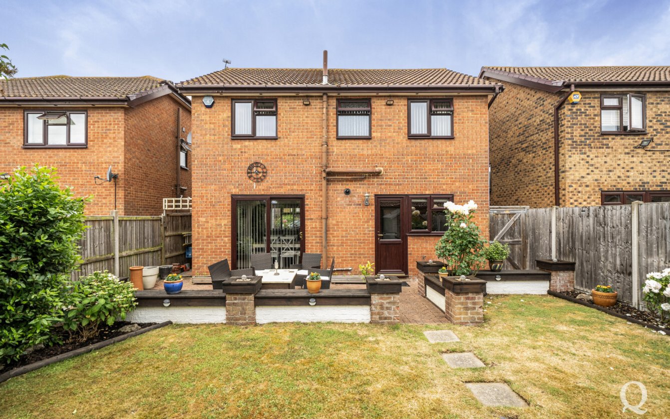 Clerke Drive, Kemsley, Sittingbourne, Kent, ME10, 11013, image-17 - Quealy & Co