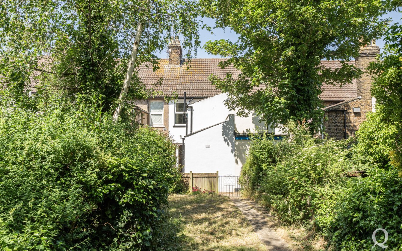 Station Road, Rainham, Gillingham, Kent, ME8, 11016, image-10 - Quealy & Co