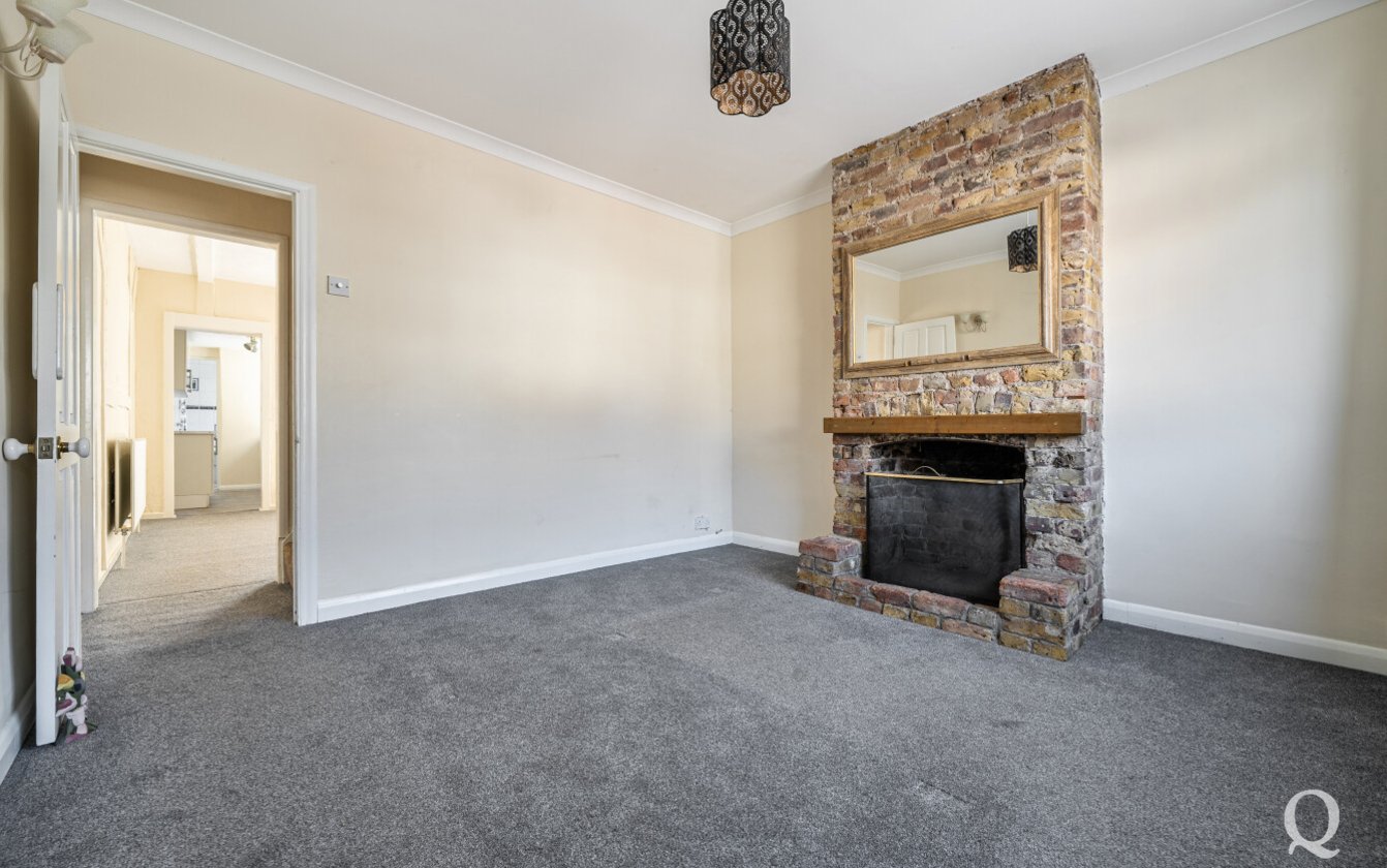 Station Road, Rainham, Gillingham, Kent, ME8, 11016, image-2 - Quealy & Co