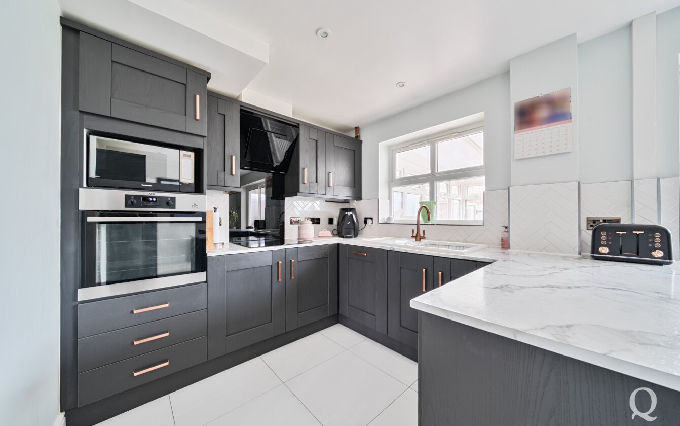 Helen Thompson Close, Iwade, Sittingbourne, Kent, ME9, 11021, image-2 - Quealy & Co