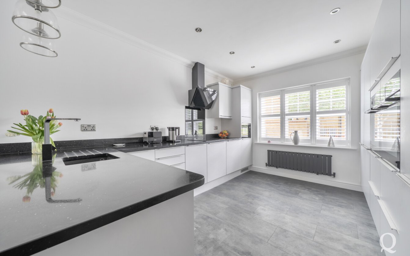 Cormorant Road, Iwade, Sittingbourne, Kent, ME9, 11025, image-2 - Quealy & Co