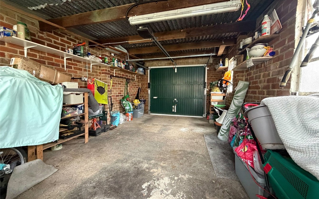 Sunnymead Avenue, Gillingham, Kent, ME7, 11029, image-18 - Quealy & Co