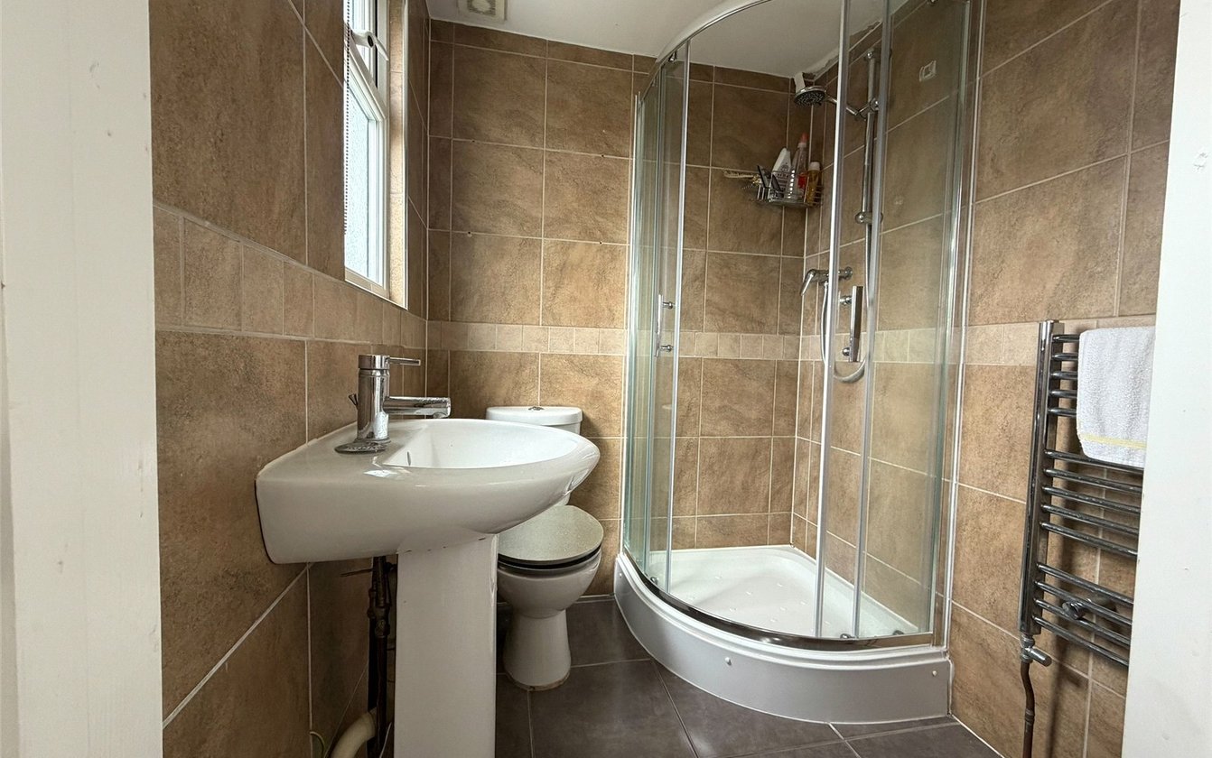 Sunnymead Avenue, Gillingham, Kent, ME7, 11029, image-17 - Quealy & Co