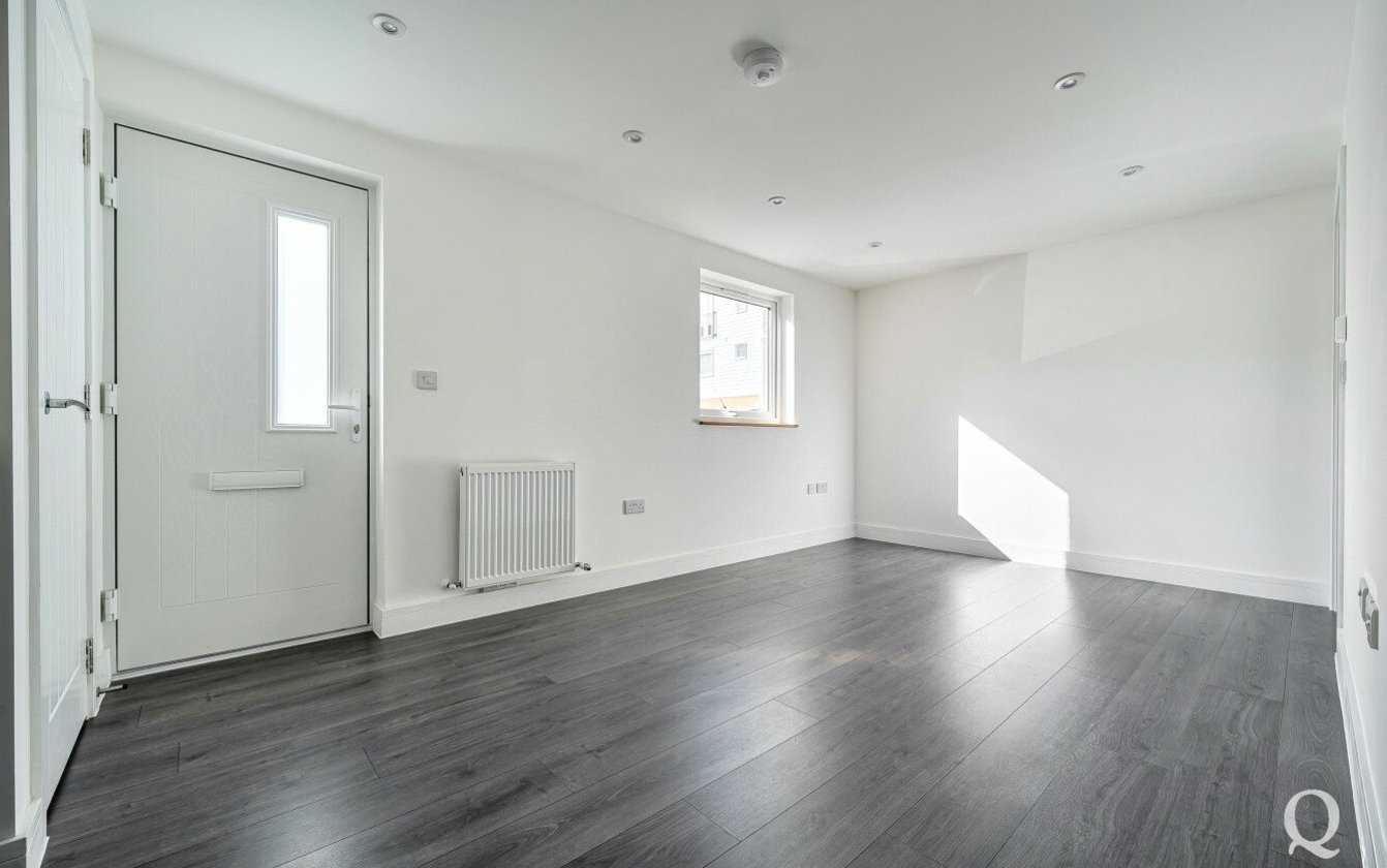 Onyx Drive, Sittingbourne, Kent, ME10, 11165, image-11 - Quealy & Co
