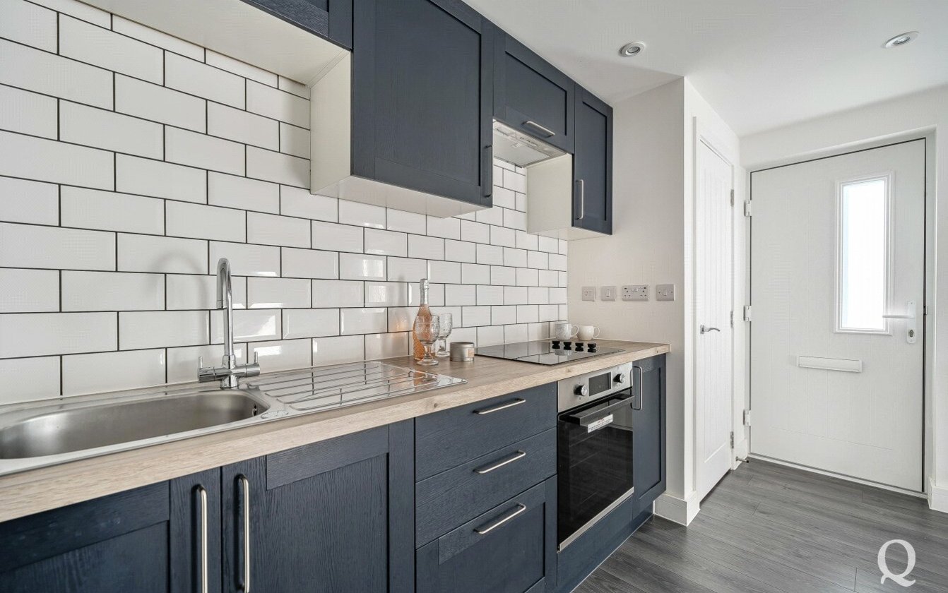 Onyx Drive, Sittingbourne, Kent, ME10, 11165, image-2 - Quealy & Co