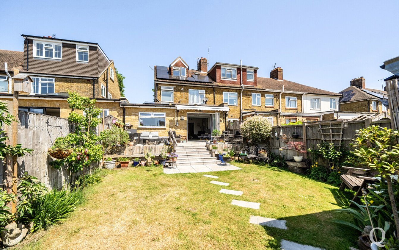 Beechwood Avenue, Milton Regis, Sittingbourne, Kent, ME10, 11180, image-21 - Quealy & Co