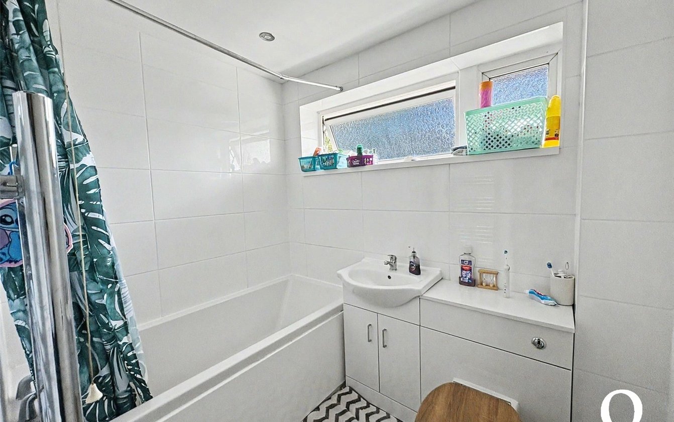 Heather Close, Sittingbourne, Kent, ME10, 11191, image-8 - Quealy & Co