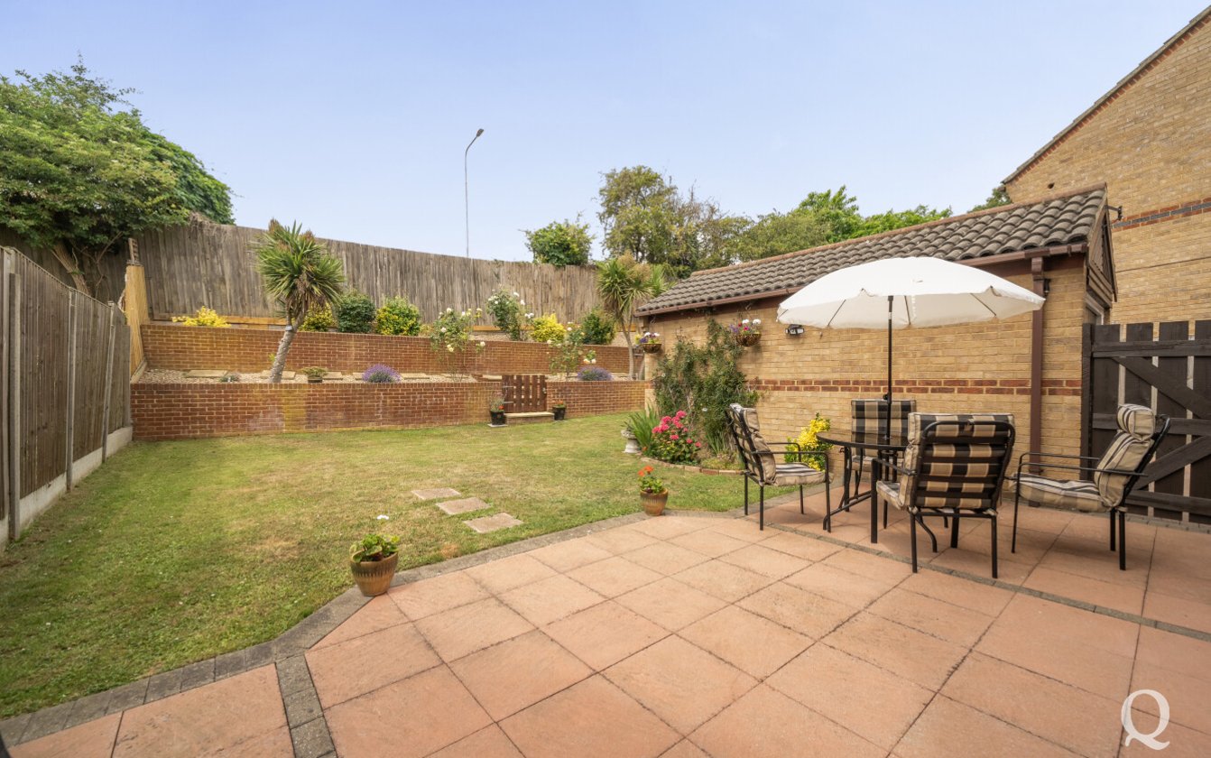 Pavilion Drive, Kemsley, Sittingbourne, Kent, ME10, 11215, image-2 - Quealy & Co