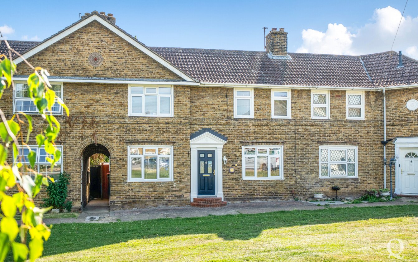 Grovehurst Avenue, Kemsley, Sittingbourne, Kent, ME10, 11226, image-1 - Quealy & Co