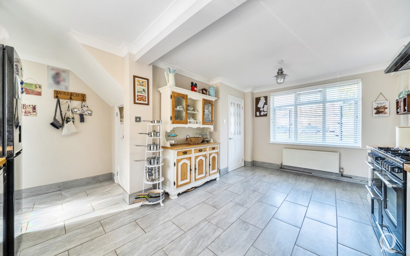 Grovehurst Avenue, Kemsley, Sittingbourne, Kent, ME10, 11226, image-12 - Quealy & Co