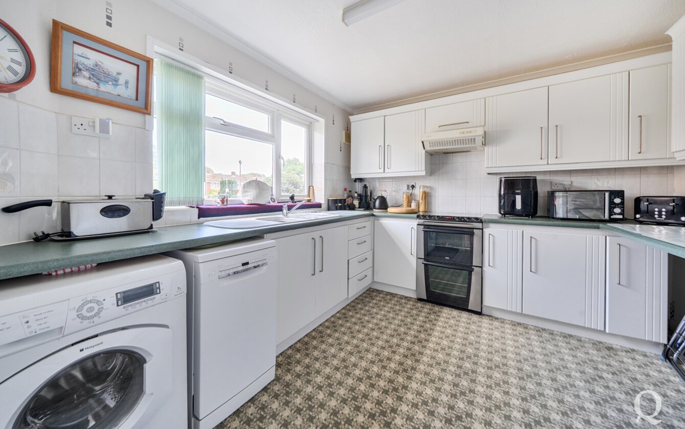 Hunstanton Close, Rainham, Gillingham, Kent, ME8, 11317, image-2 - Quealy & Co