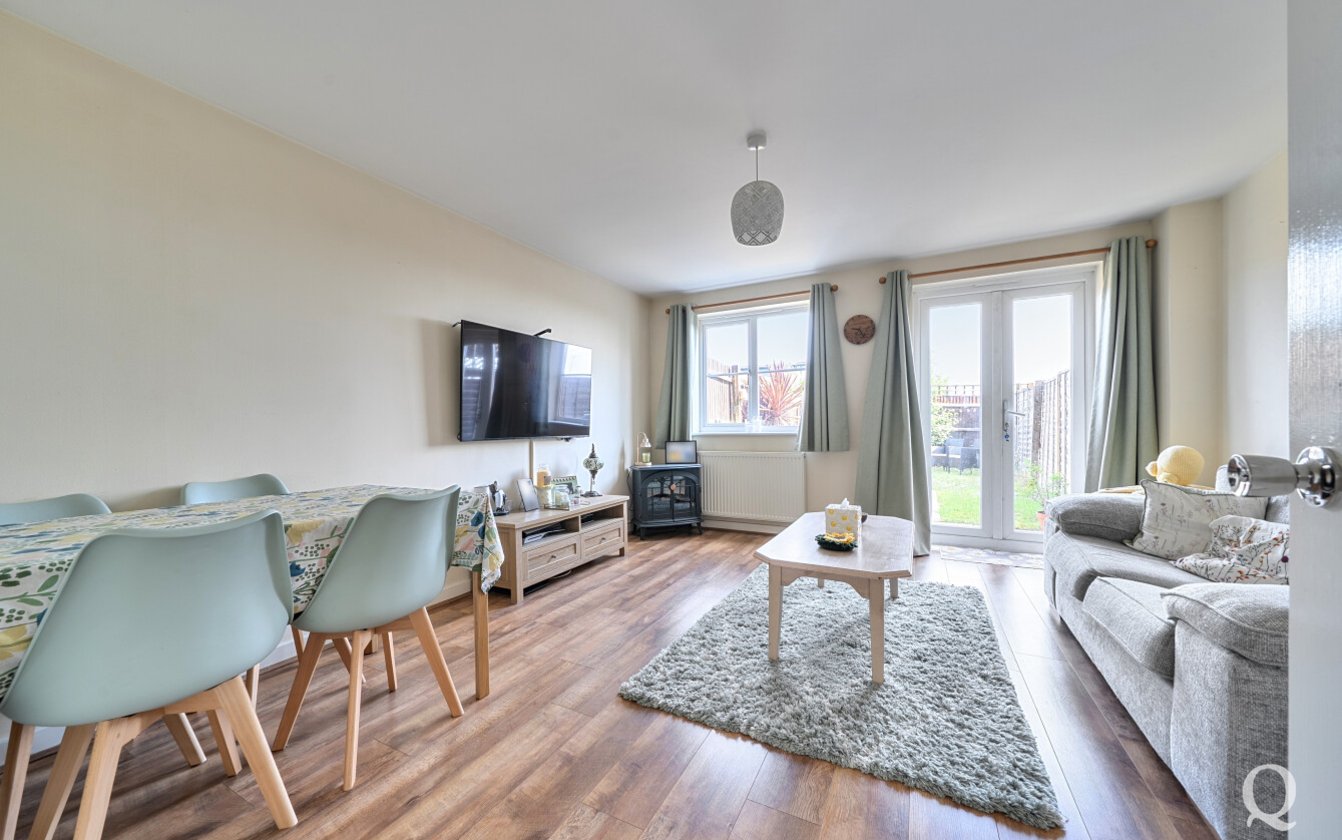 Samuel Drive, Kemsley, Sittingbourne, Kent, ME10, 11337, image-6 - Quealy & Co