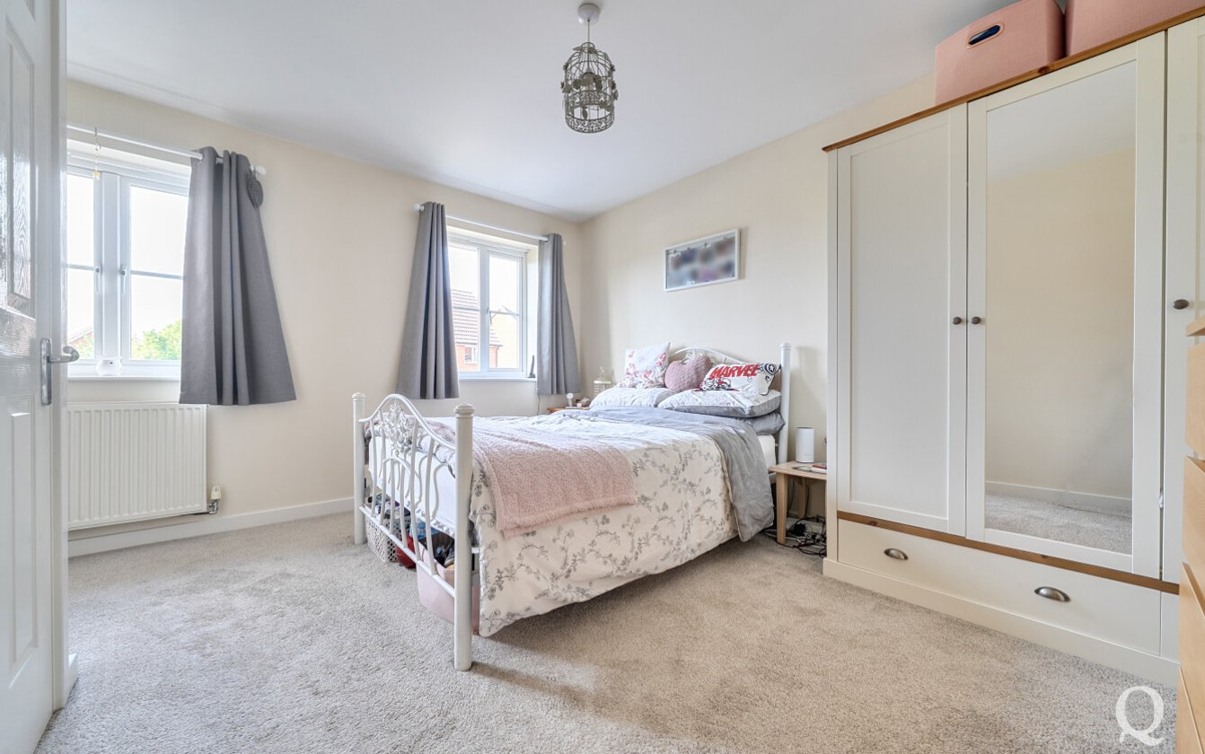 Samuel Drive, Kemsley, Sittingbourne, Kent, ME10, 11337, image-5 - Quealy & Co