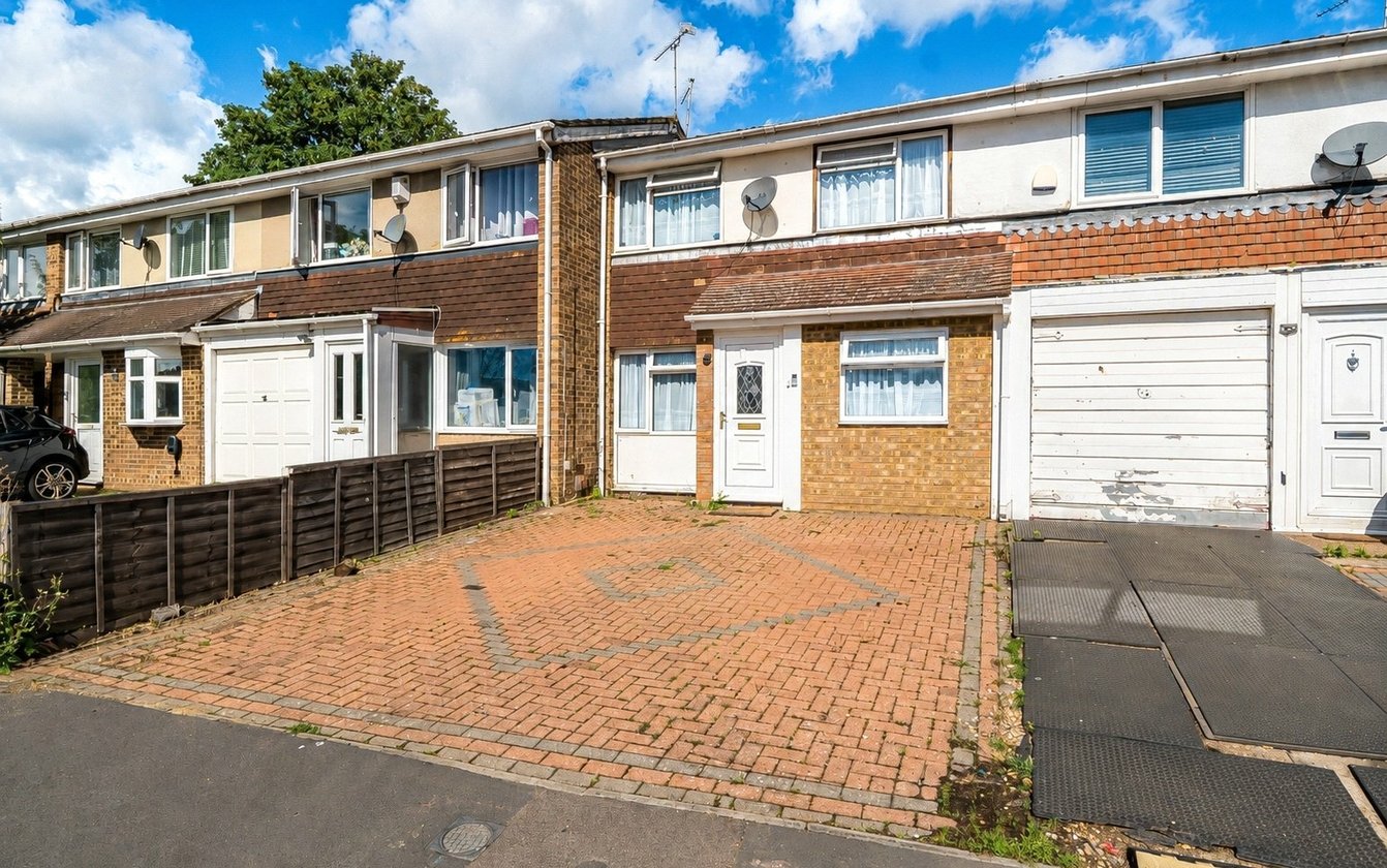 Sunnybank, Murston, Sittingbourne, Kent, ME10, 11346, image-1 - Quealy & Co