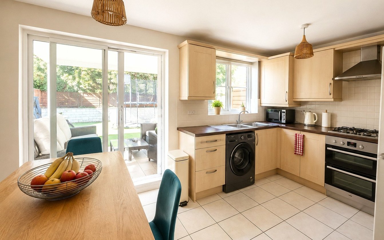 Charlock Drive, Minster on Sea, Sheerness, Kent, ME12, 11402, image-4 - Quealy & Co