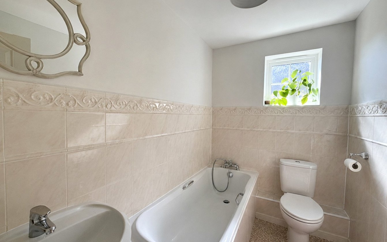 Charlock Drive, Minster on Sea, Sheerness, Kent, ME12, 11402, image-10 - Quealy & Co