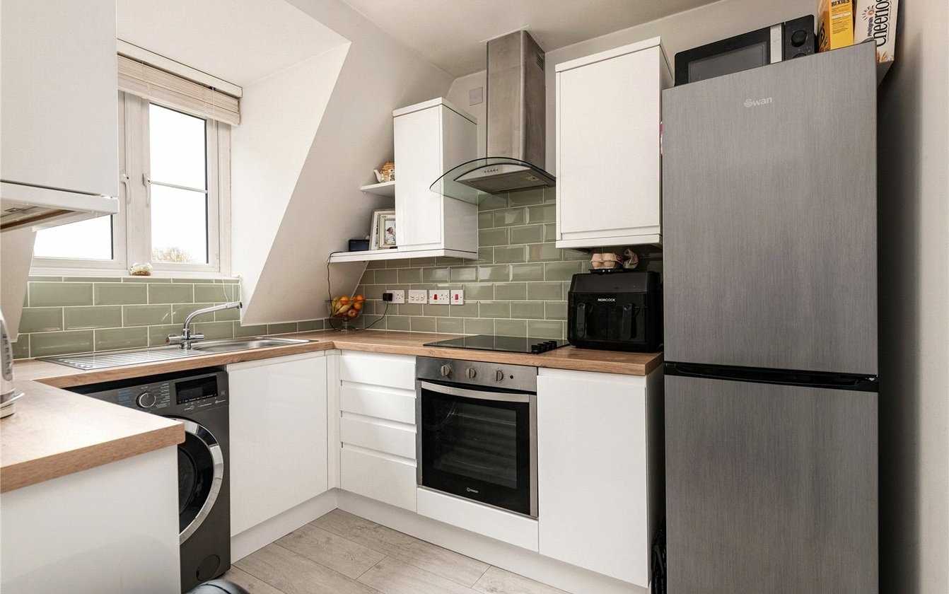 Mallard Crescent, Iwade, Sittingbourne, Kent, ME9, 11428, image-9 - Quealy & Co