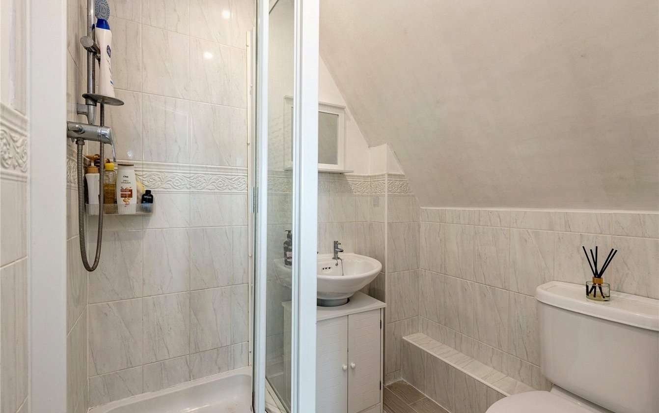 Mallard Crescent, Iwade, Sittingbourne, Kent, ME9, 11428, image-8 - Quealy & Co