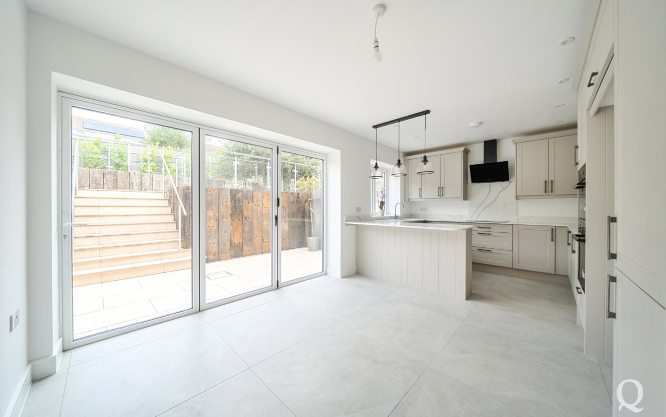 Clovelly Drive, Minster on Sea, Sheerness, Kent, ME12, 11441, image-2 - Quealy & Co