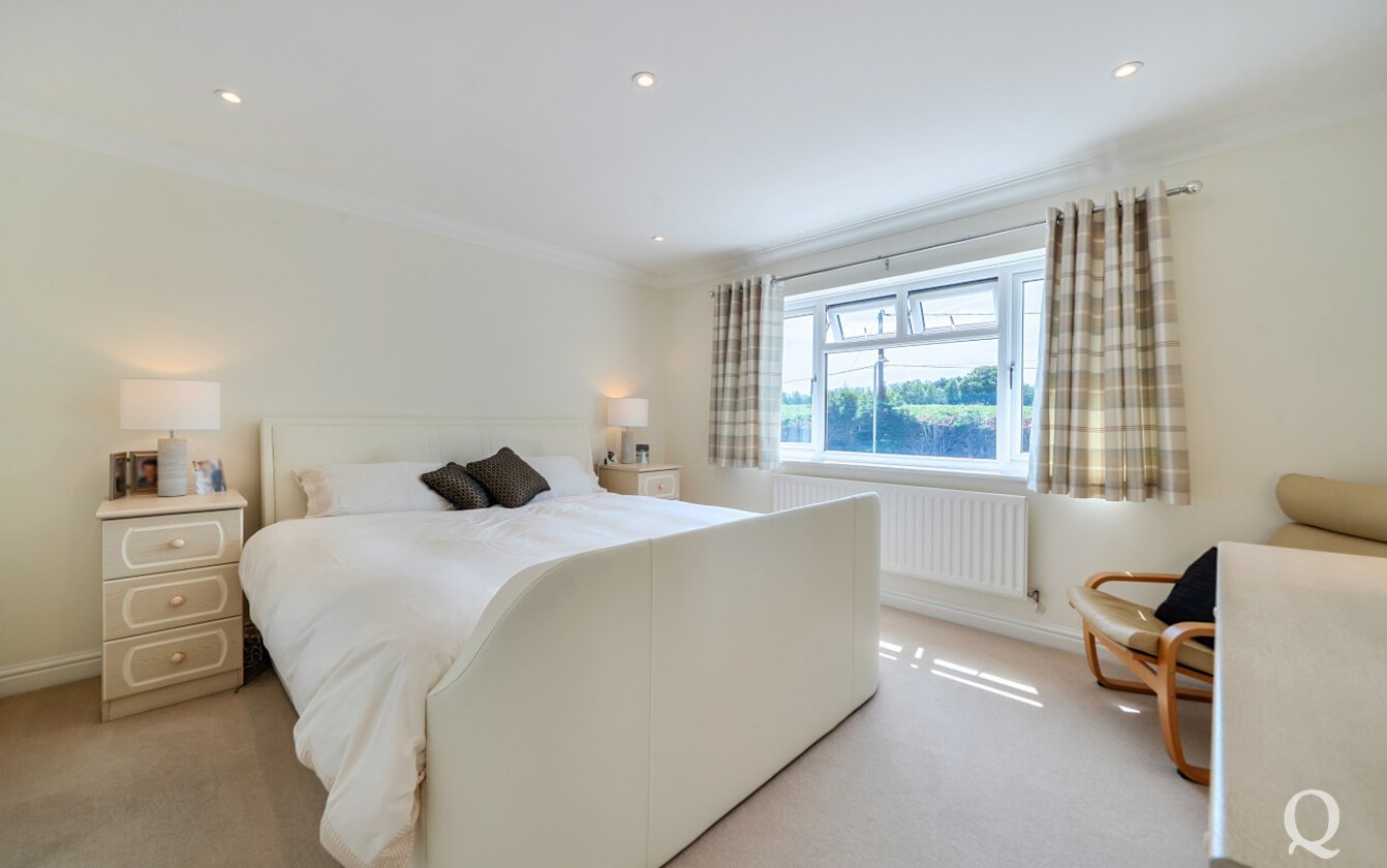 Horsham Lane, Rainham, Gillingham, Kent, ME8, 11453, image-13 - Quealy & Co