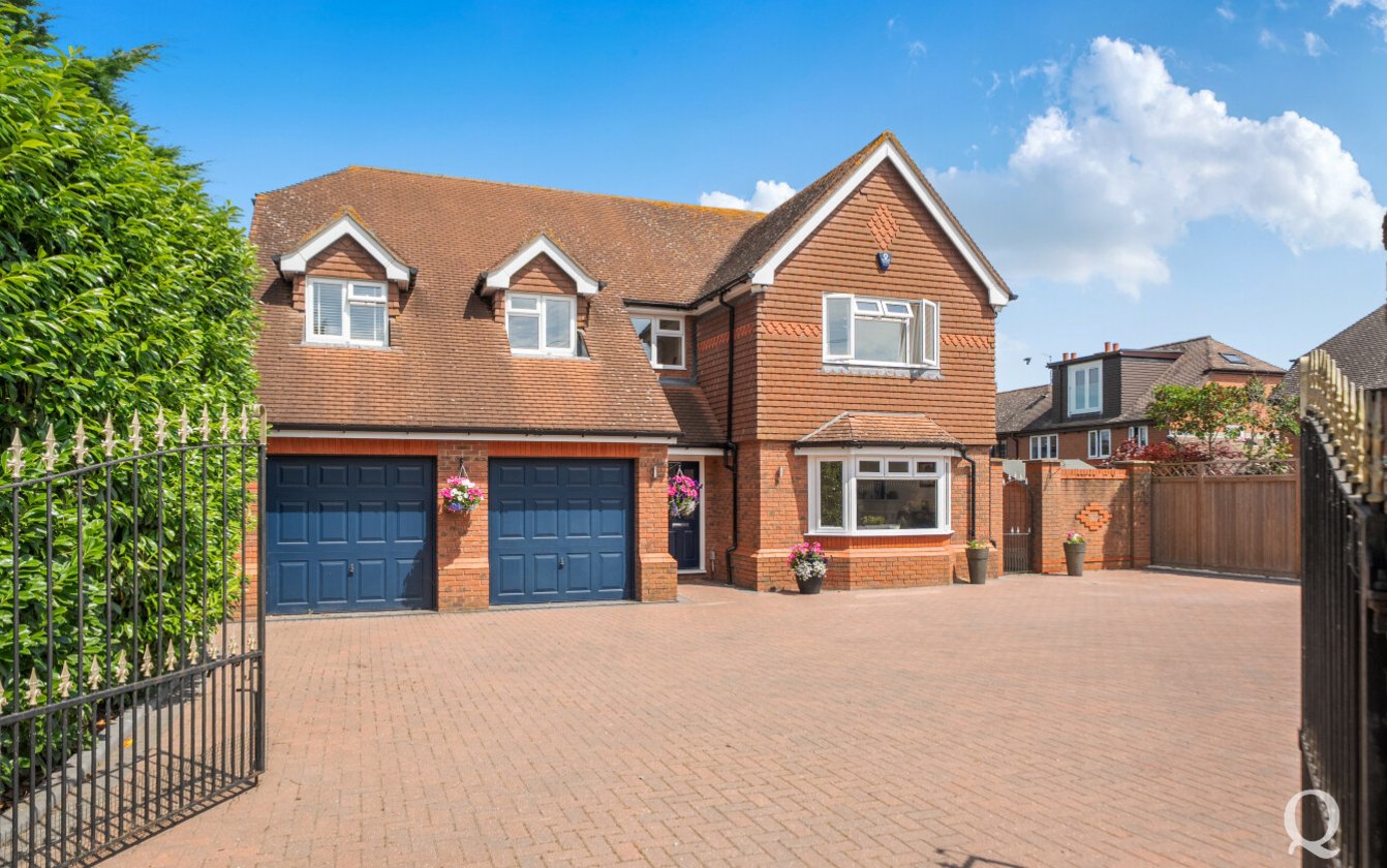 Horsham Lane, Rainham, Gillingham, Kent, ME8, 11453, image-27 - Quealy & Co