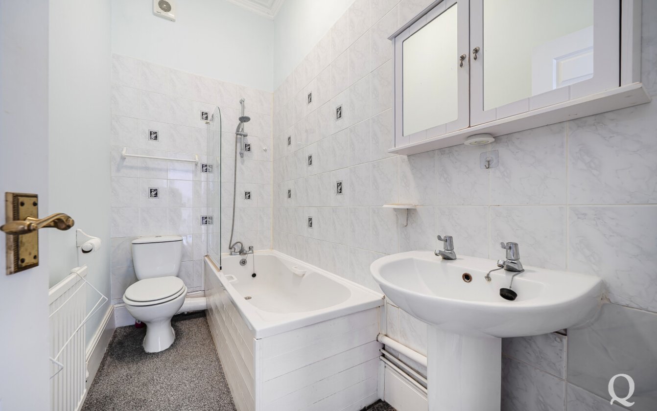 8 Whitehall Court, Bell Road, Sittingbourne, Kent, ME10, 11477, image-4 - Quealy & Co