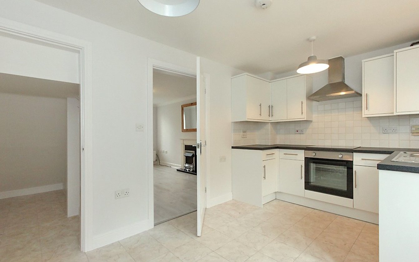Emerald Crescent, Sittingbourne, ME10, 1242, image-2 - Quealy & Co