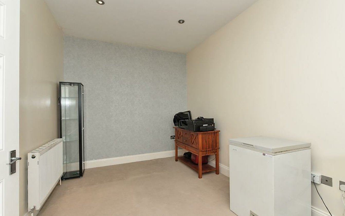 40 High Street, Sittingbourne, Kent, ME10, 1392, image-6 - Quealy & Co