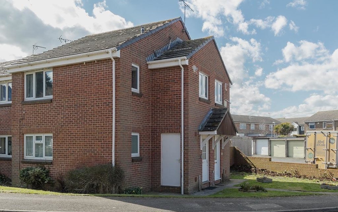 Harrier Drive, Sittingbourne, Kent, ME10, 1549, image-1 - Quealy & Co