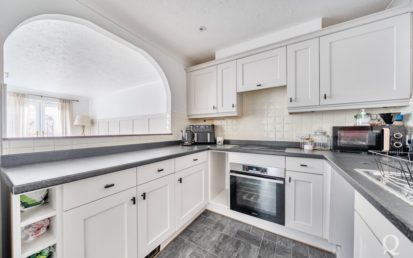 Mansfield Drive, Iwade, Sittingbourne, Kent, ME9, 17537, image-10 - Quealy & Co