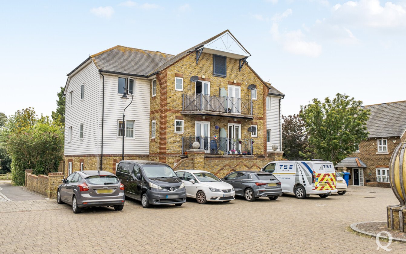 Mansfield Drive, Iwade, Sittingbourne, Kent, ME9, 17537, image-19 - Quealy & Co
