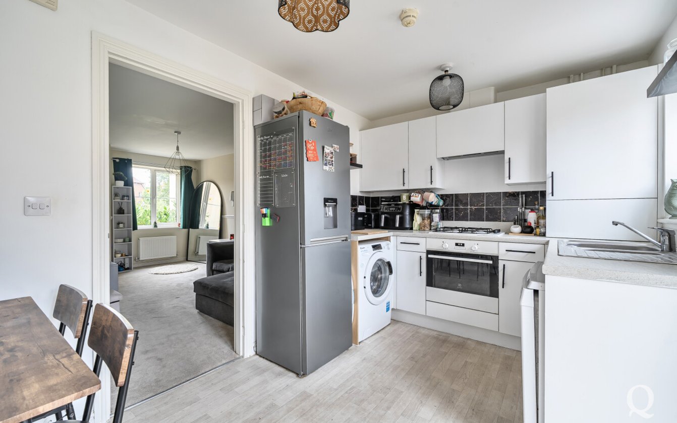 Peach Blossom Drive, Iwade, Sittingbourne, Kent, ME9, 17573, image-2 - Quealy & Co