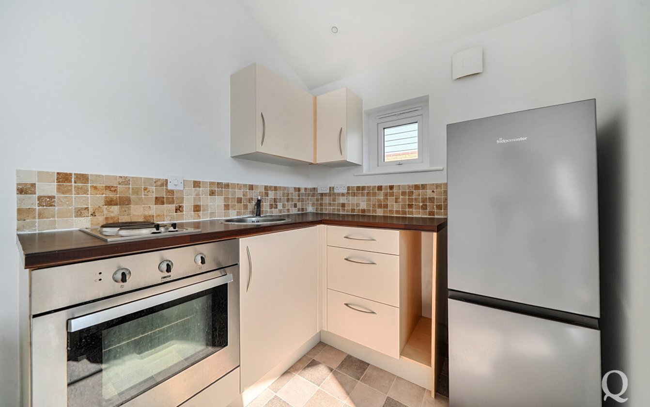 Onyx Drive, Sittingbourne, Kent, ME10, 17682, image-8 - Quealy & Co