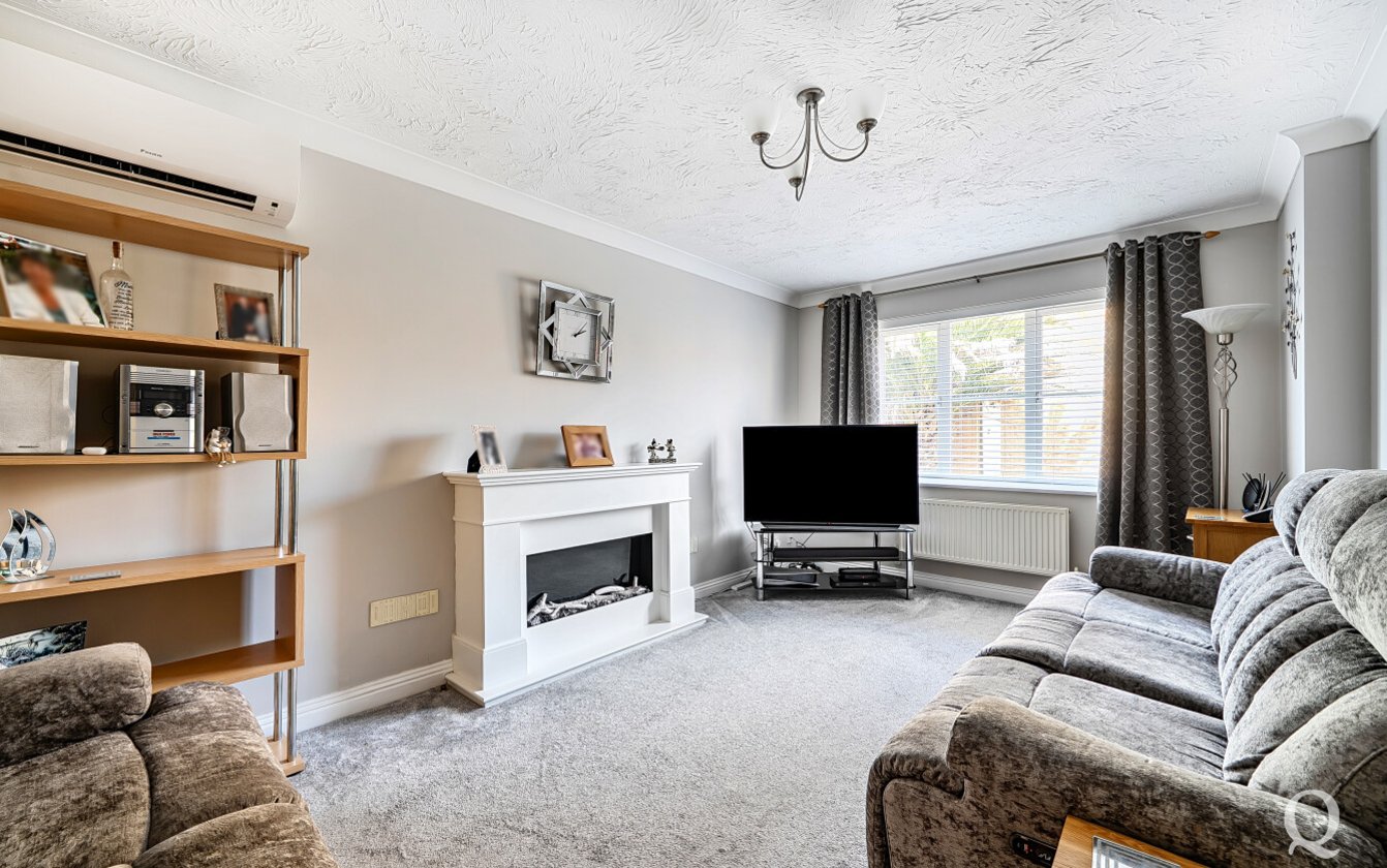 Moonfleet Close, Kemsley, Sittingbourne, Kent, ME10, 17688, image-4 - Quealy & Co