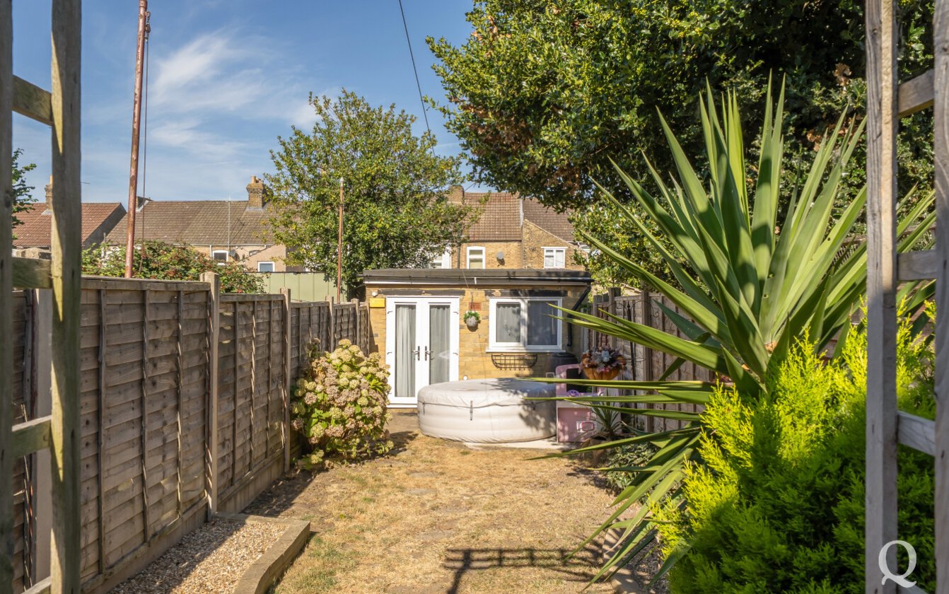 Cowper Road, Sittingbourne, Kent, ME10, 17691, image-18 - Quealy & Co